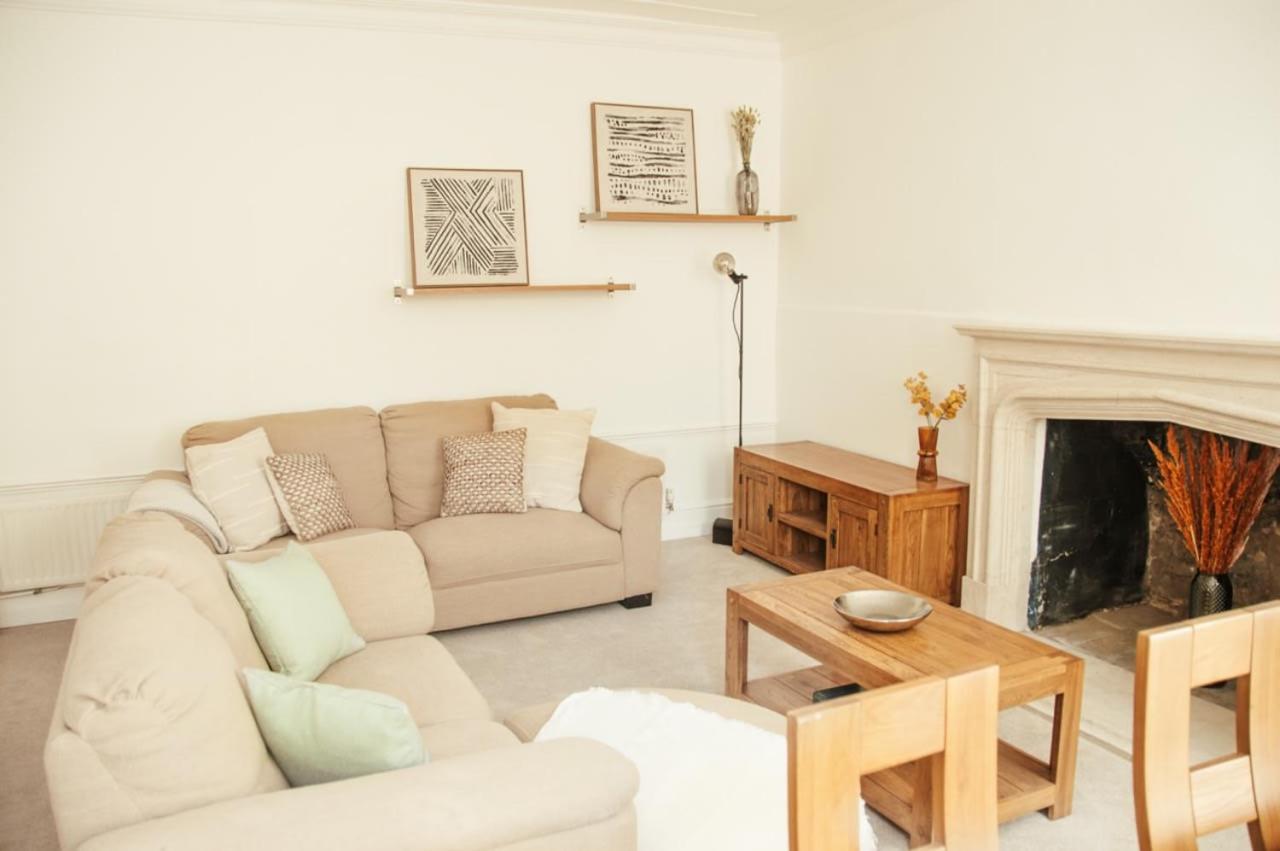 Garden Flat In Period Property Centrally Located バース エクステリア 写真